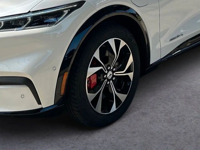 Ford Mustang Mach-E AWD