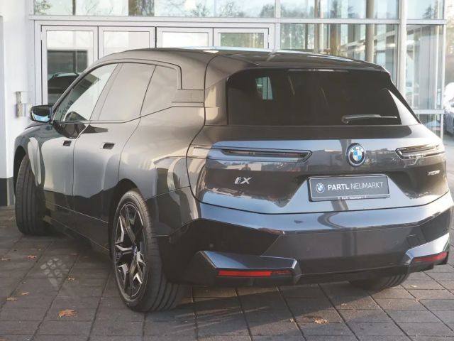 BMW iX xDrive50