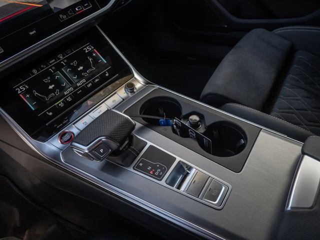 Audi S6 Avant Quattro