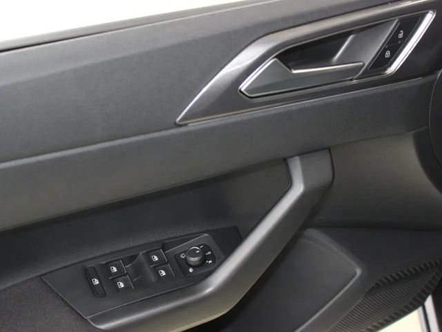 Volkswagen Polo 1.0 TSI IQ.Drive Style