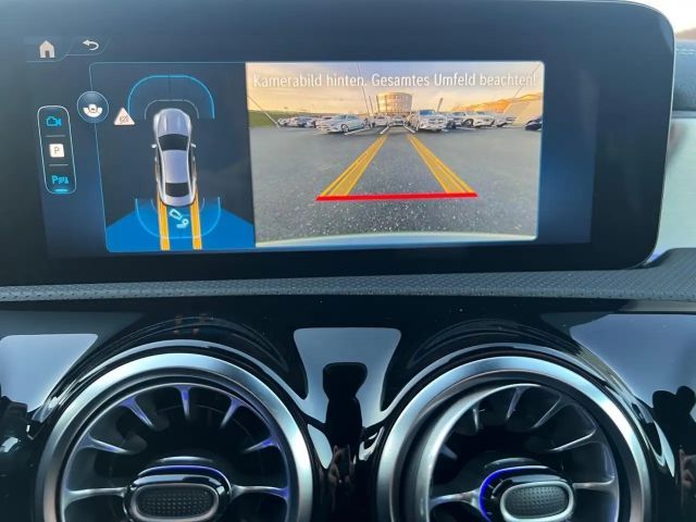 Mercedes-Benz CLA 180 AMG Line Coupé