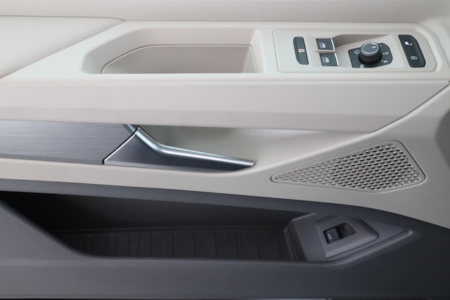 Volkswagen Multivan 2.0 TDI DSG IQ.Drive T7