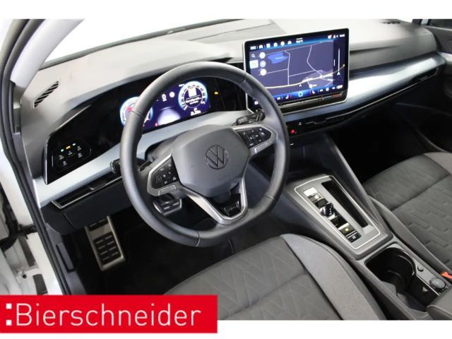 Volkswagen Golf 1.5 eTSI DSG IQ.Drive