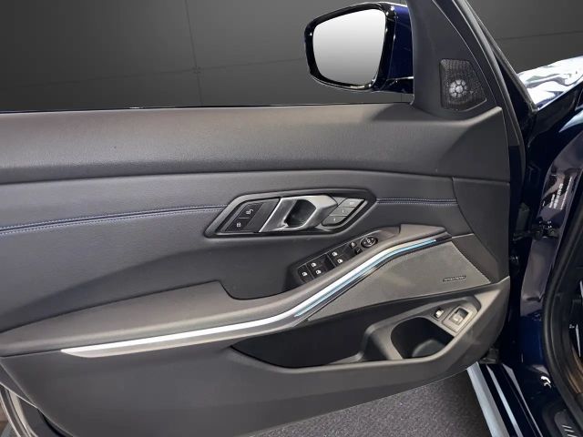 BMW 330 330e M-Sport Touring xDrive