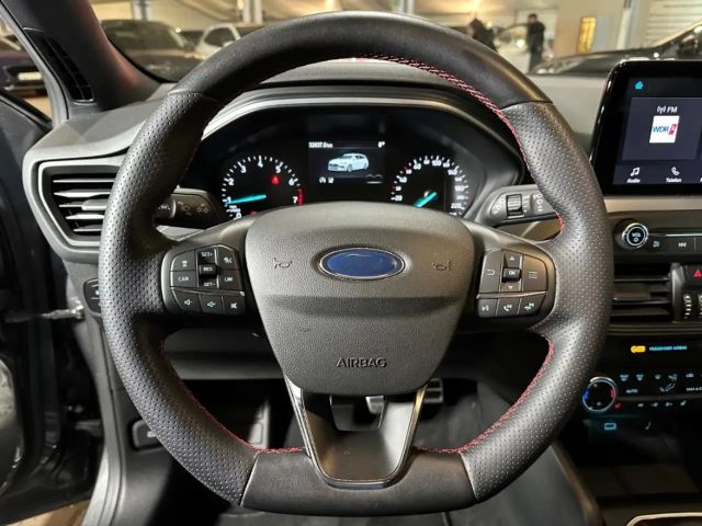 Ford Focus ST Line Style Wagon