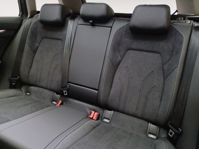 Volkswagen Golf 1.5 eTSI DSG Variant