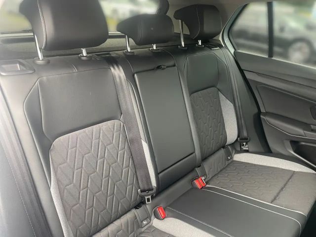 Volkswagen Golf 1.5 eTSI DSG Sound