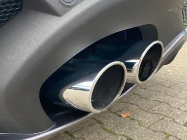 Alfa Romeo Stelvio Q4 Quadrifoglio