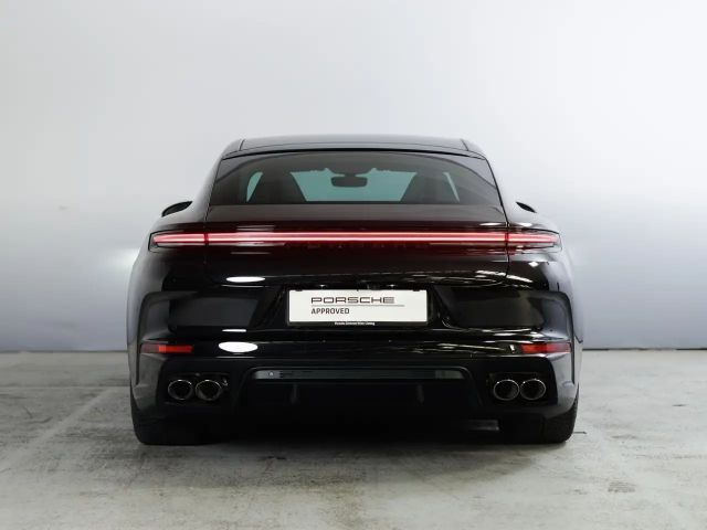 Porsche Panamera 4 E-Hybrid