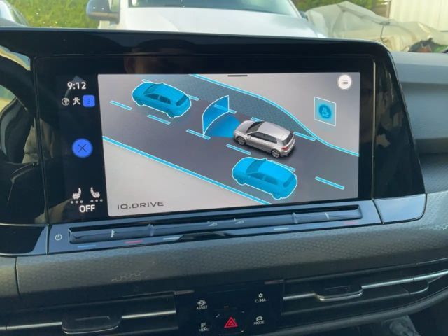 Volkswagen Golf 2.0 TSI Golf VIII