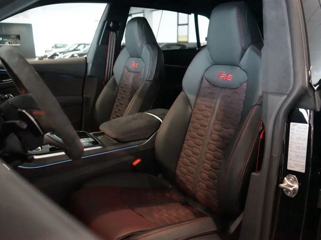 Audi RS Q8 Performance