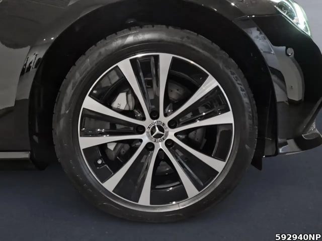 Mercedes-Benz E 300 AVANTGARDE Estate