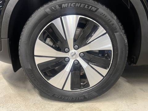 Volvo XC40 Dark Plus Recharge T4