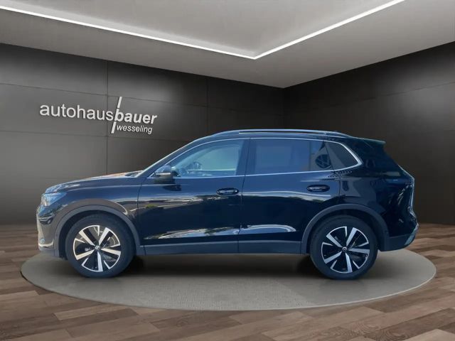 Volkswagen Tiguan 1.5 eTSI Elegance Elegance
