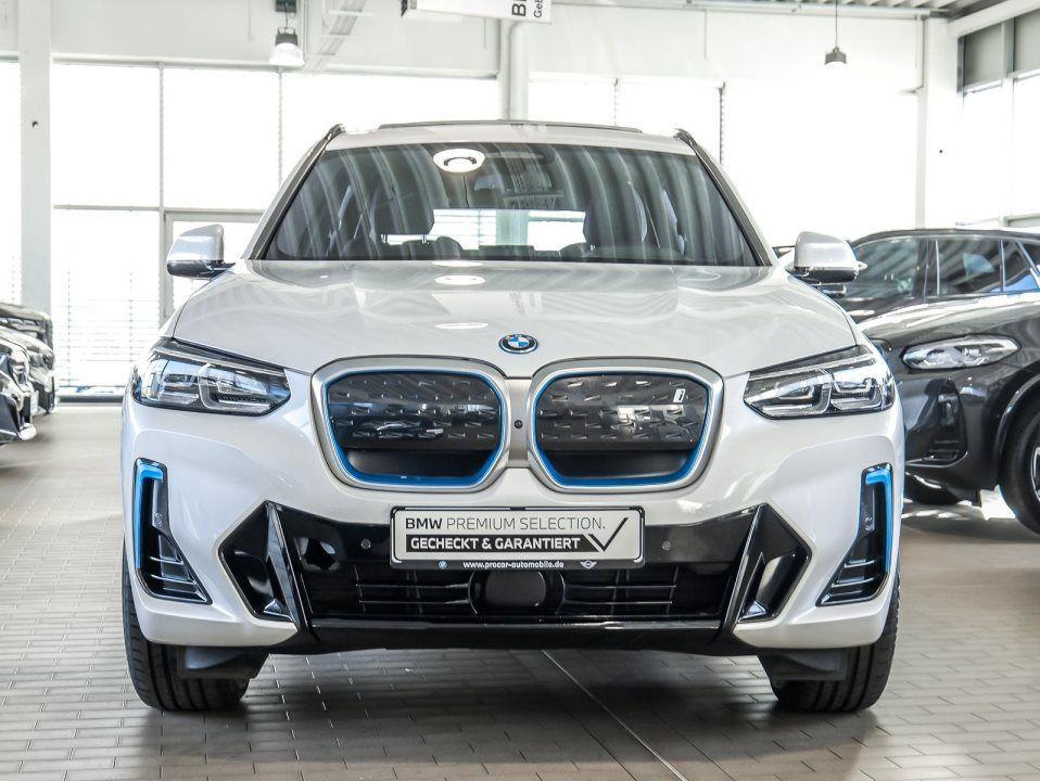 BMW iX3 iX3