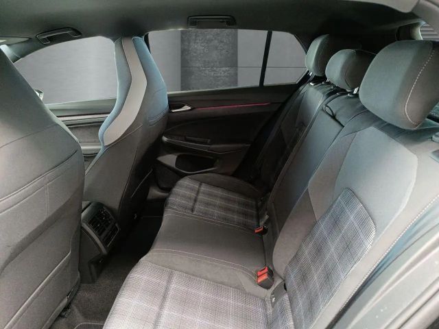 Volkswagen Golf 2.0 TDI DSG