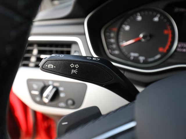 Audi A4 40 TDI S-Tronic Sedan