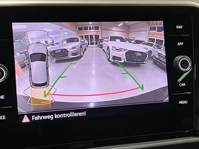 Volkswagen T-Roc IQ.Drive Style