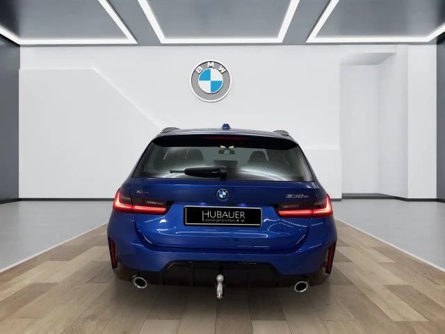 BMW 330 330e Touring xDrive