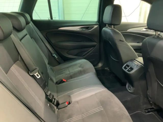 Opel Insignia Sports Tourer Ultimate