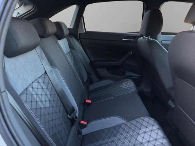 Volkswagen Taigo 1.0 TSI DSG R-Line