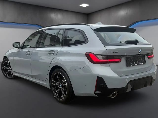 BMW 330 330i Touring xDrive
