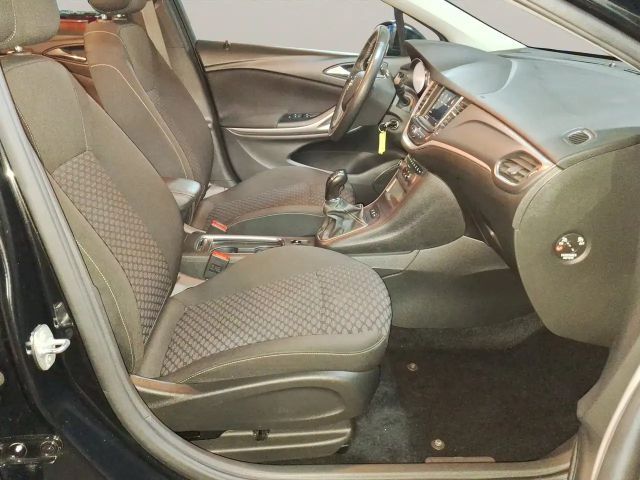 Opel Astra 1.2 Turbo Edition Turbo