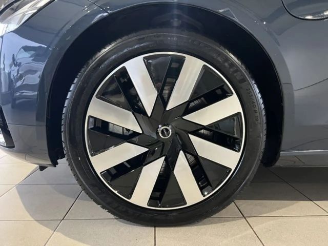 Volvo V90 AWD Dark Recharge T8 Ultra