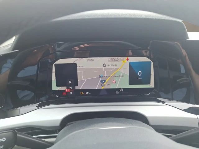 Volkswagen Golf 2.0 TDI DSG Variant