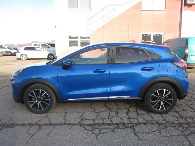 Ford Puma EcoBoost Titanium