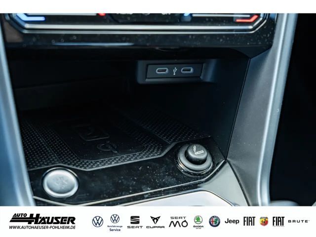 Volkswagen T-Roc 1.5 TSI DSG Life