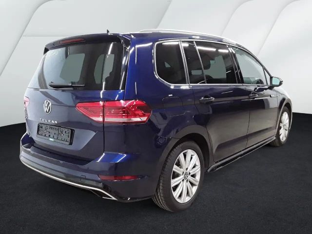Volkswagen Touran 1.5 TSI DSG R-Line