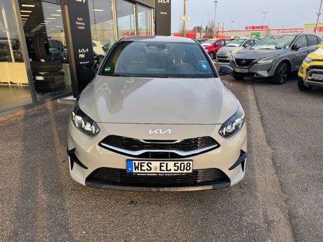 Kia Ceed Ceed 1.5T 140 PS Nightline Edition  Navi Kamera