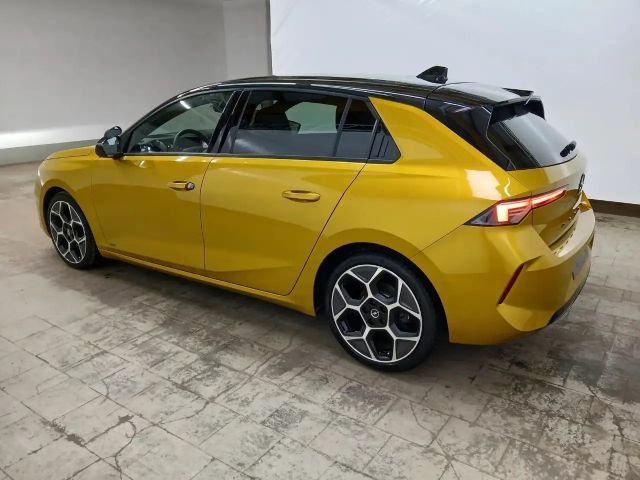 Opel Astra GS-Line Grand Sport