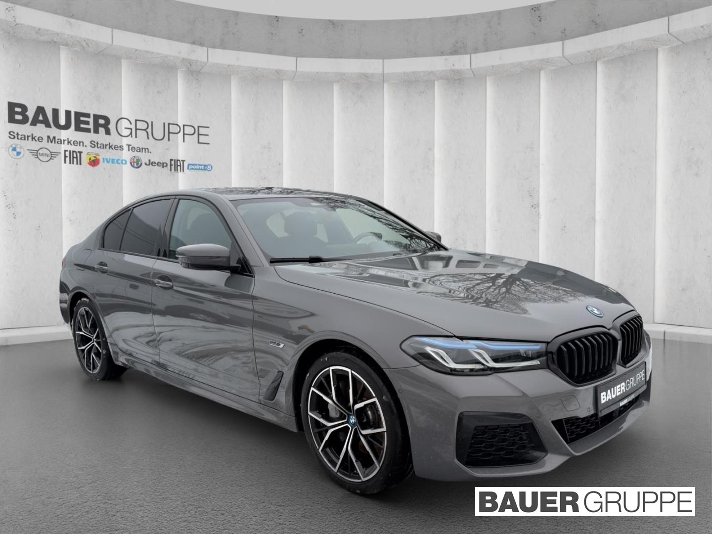 BMW 545 545e M-Sport Sedan xDrive