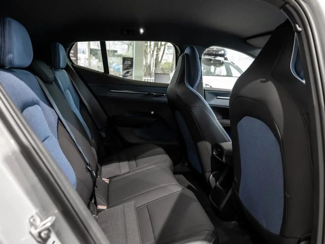 Volvo EX30 Extended range Plus Single motor