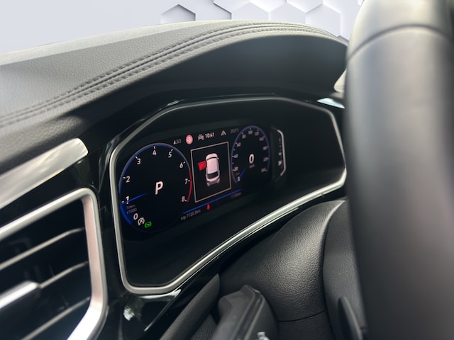 Volkswagen T-Roc 1.5 TSI DSG R-Line