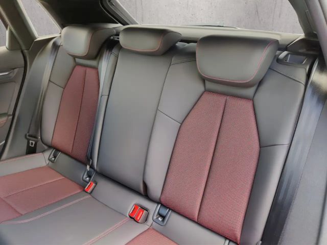 Audi A3 35 TFSI S-Line S-Tronic Sportback