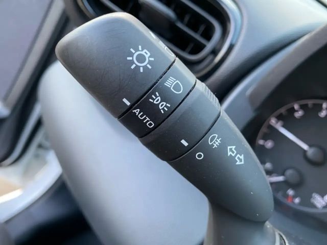 Toyota Yaris 1.0 VVT-i Hatchback