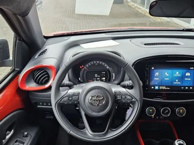 Toyota Aygo X Team D