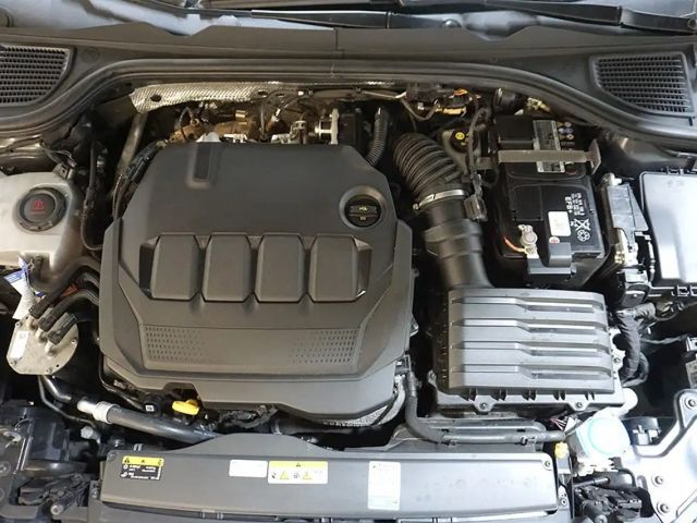 Volkswagen Golf 2.0 TDI DSG Style