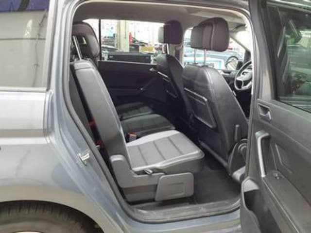 Volkswagen Touran 1.5 TSI DSG IQ.Drive