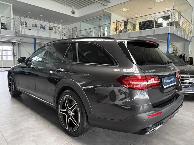 Mercedes-Benz E 200 4MATIC Estate