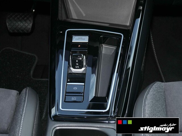 Volkswagen Golf DSG Style Variant