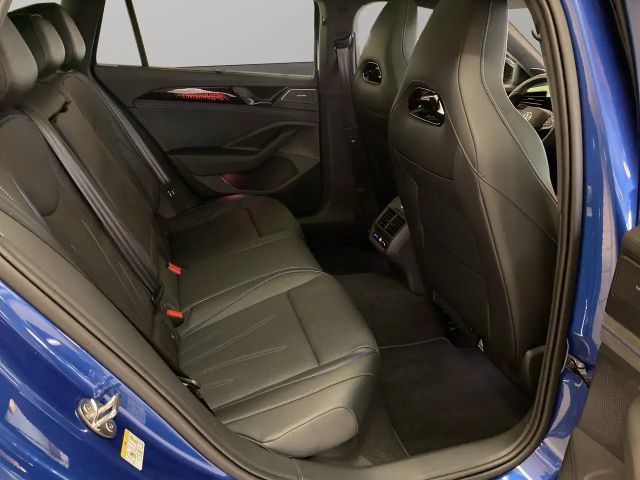 Volkswagen Passat 2.0 TDI DSG R-Line