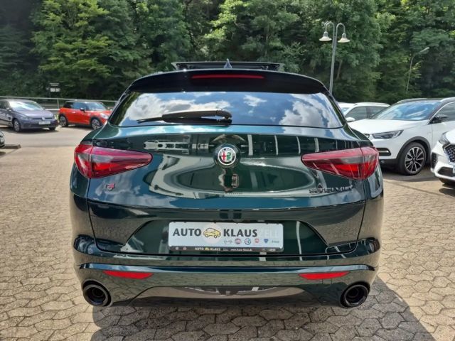 Alfa Romeo Stelvio Q4 Veloce