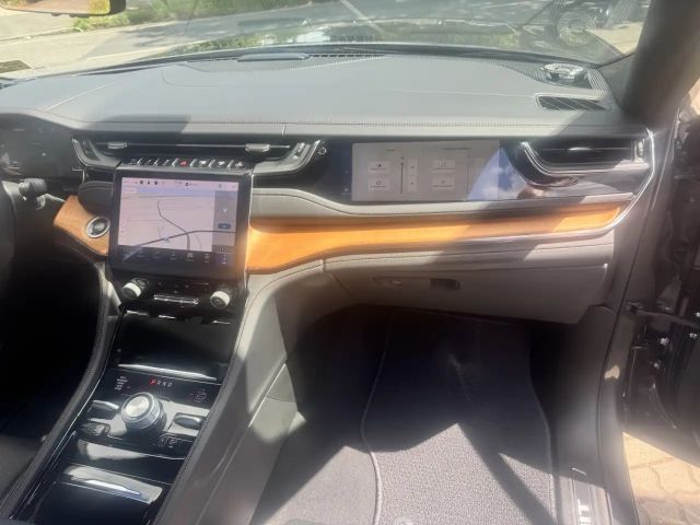 Jeep Grand Cherokee Hybrid Summit