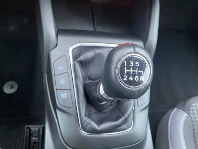 Ford Focus Cool & Connect Wagon