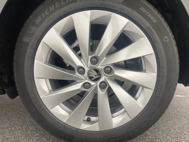 Skoda Octavia Selection