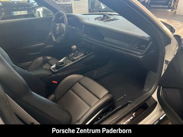 Porsche 992 Cabrio Carrera Turbo